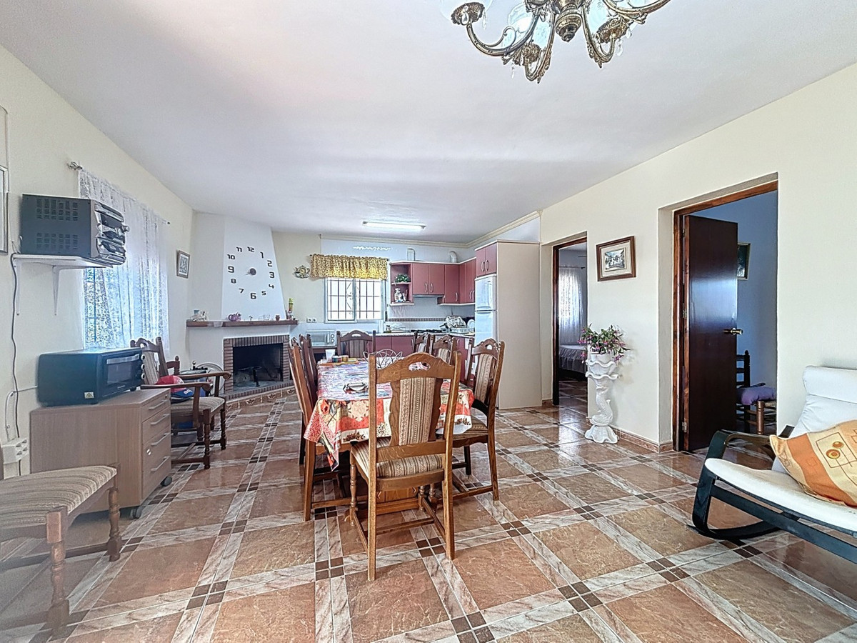 Se vende Terreno Rustico de 3 dormitorios en Costa Del Sol East, Málaga, España