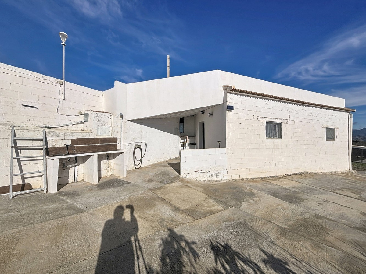 Se vende Terreno Rustico de 3 dormitorios en Costa Del Sol East, Málaga, España