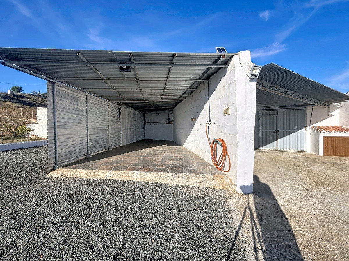 Se vende Terreno Rustico de 3 dormitorios en Costa Del Sol East, Málaga, España