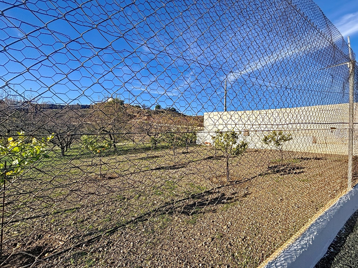 Se vende Terreno Rustico de 3 dormitorios en Costa Del Sol East, Málaga, España
