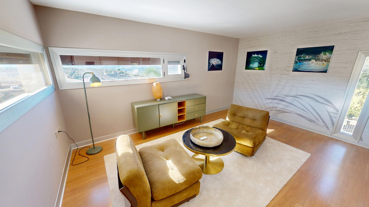 Se vende Villa - Chalet de 4 dormitorios en Costa Del Sol, Málaga, España