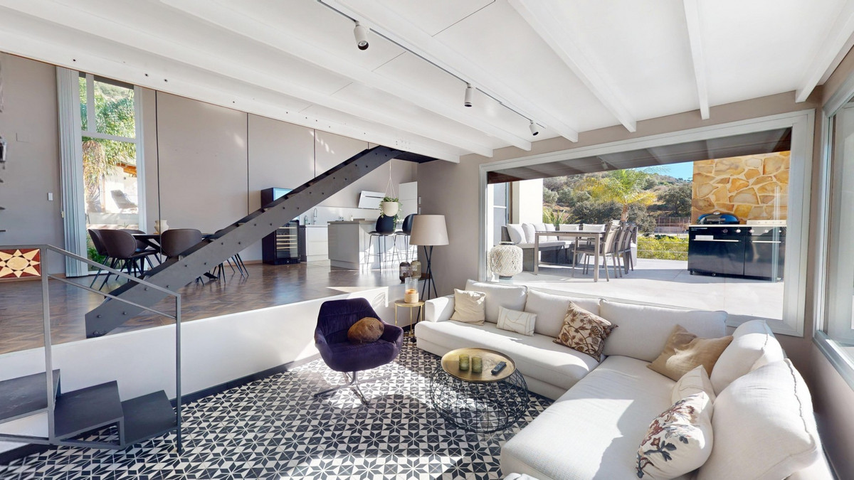 Se vende Villa - Chalet de 4 dormitorios en Costa Del Sol, Málaga, España