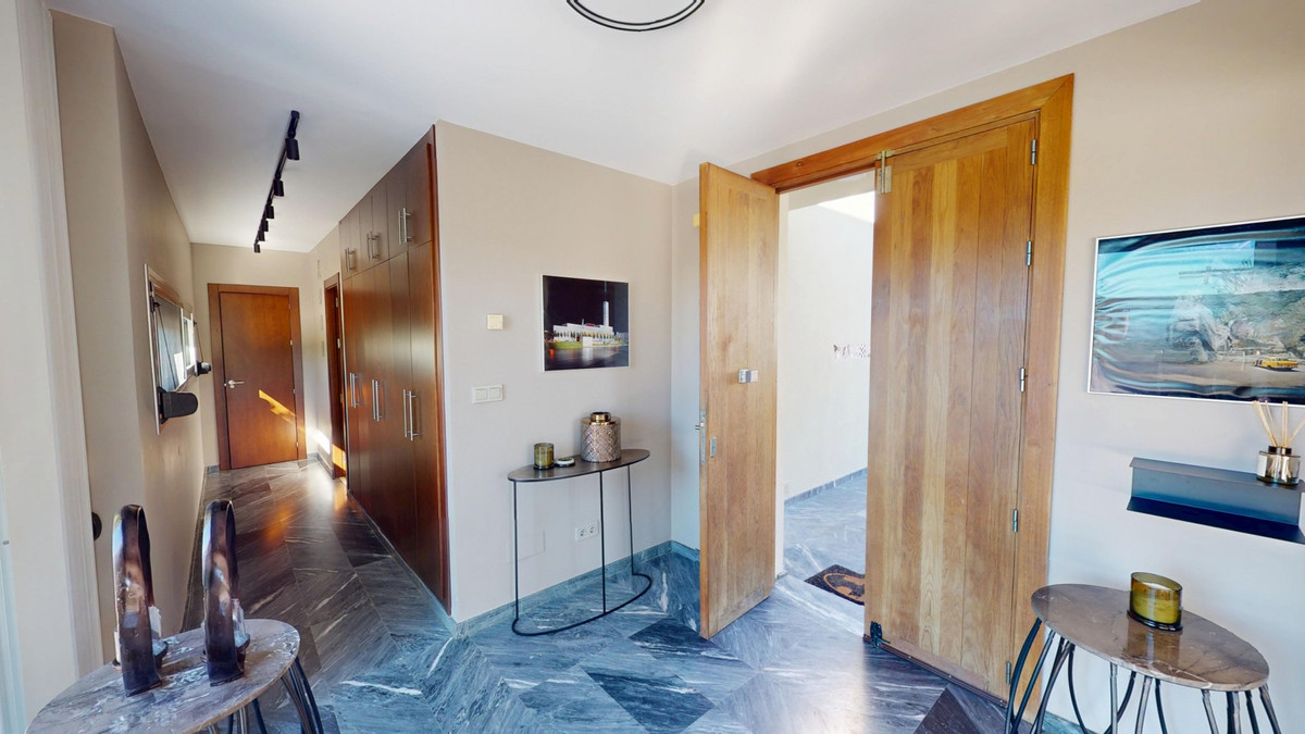 Se vende Villa - Chalet de 4 dormitorios en Costa Del Sol, Málaga, España