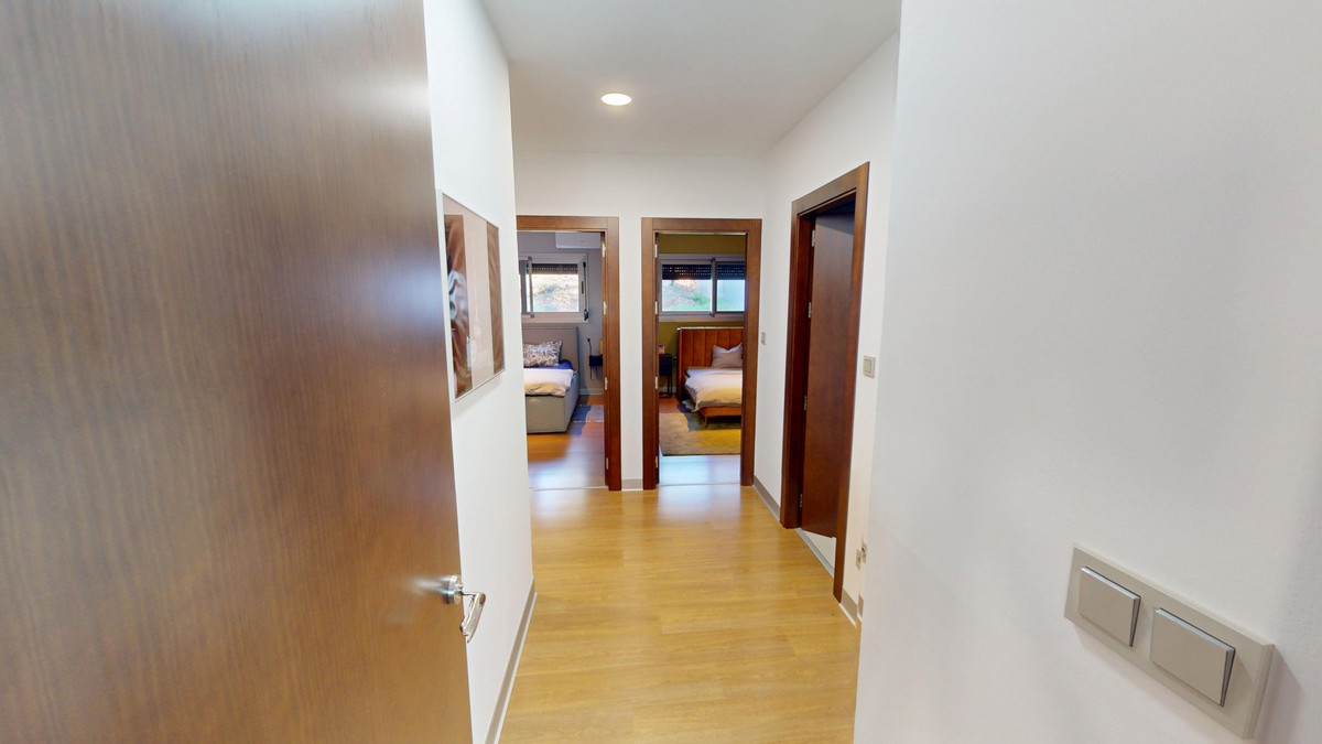 Se vende Villa - Chalet de 4 dormitorios en Costa Del Sol, Málaga, España