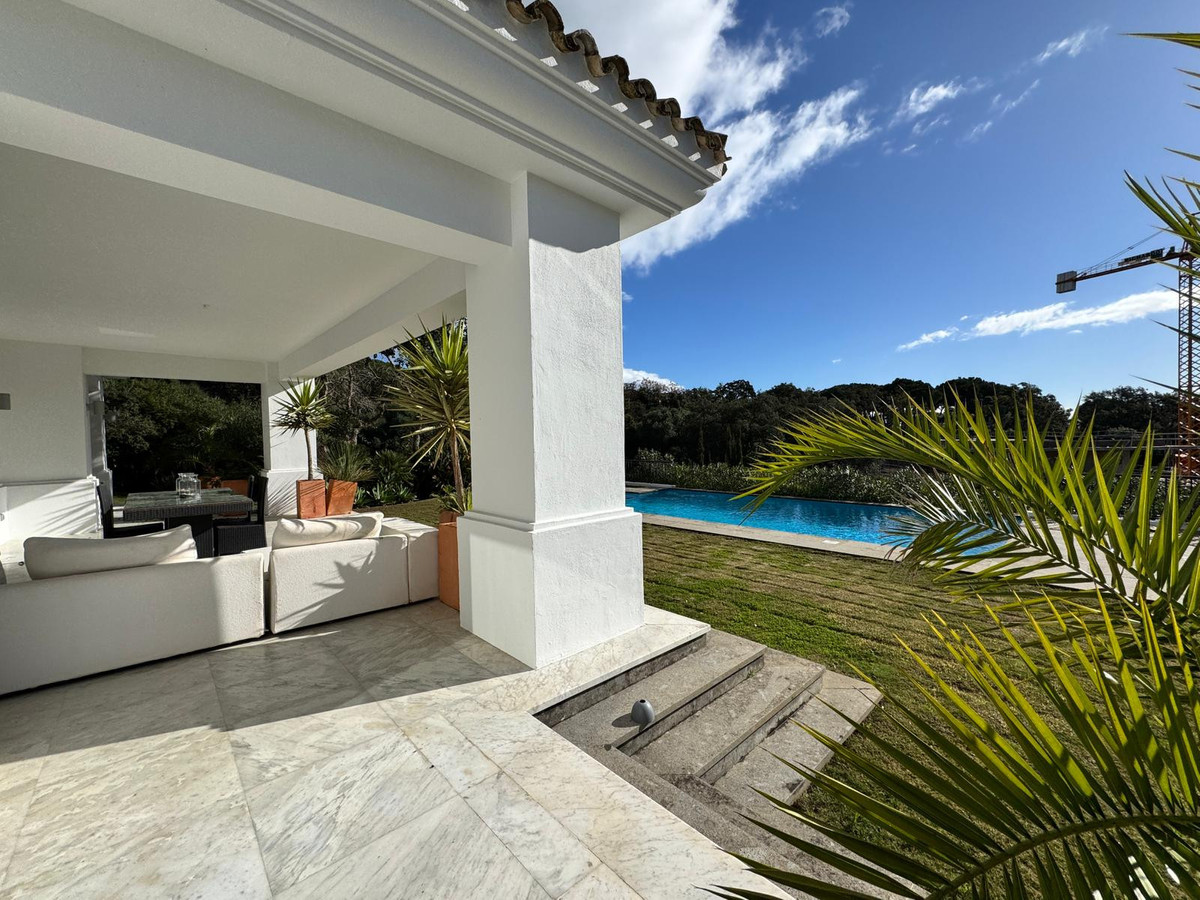 Se vende Villa - Chalet de 4 dormitorios en Costa Del Sol, Cadiz, España