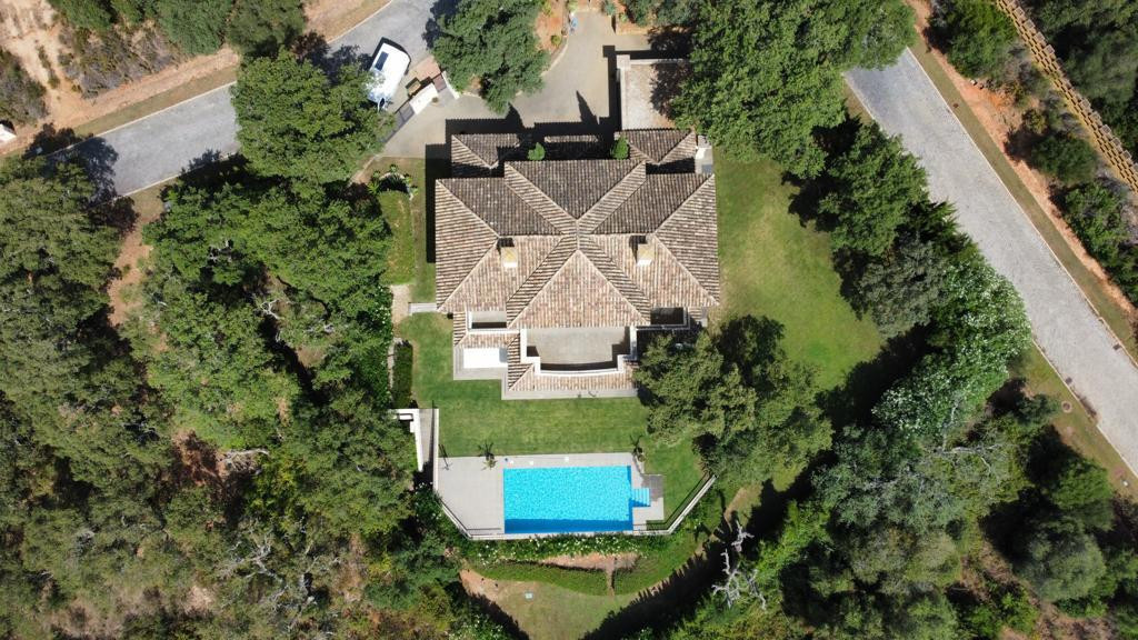 Se vende Villa - Chalet de 4 dormitorios en Costa Del Sol, Cadiz, España