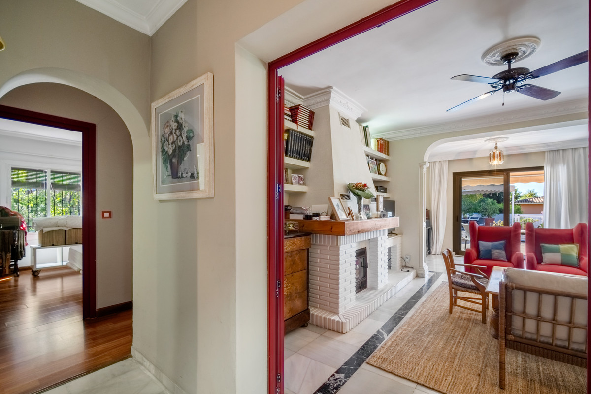 4 Bed Townhouse for sale in Marbella Costa Del Sol, Málaga, Spain