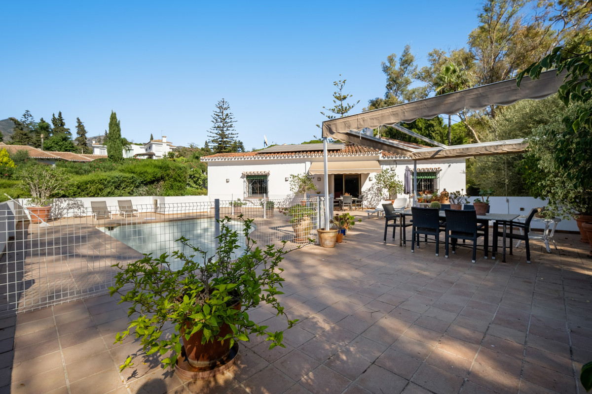 4 Bed Townhouse for sale in Marbella Costa Del Sol, Málaga, Spain