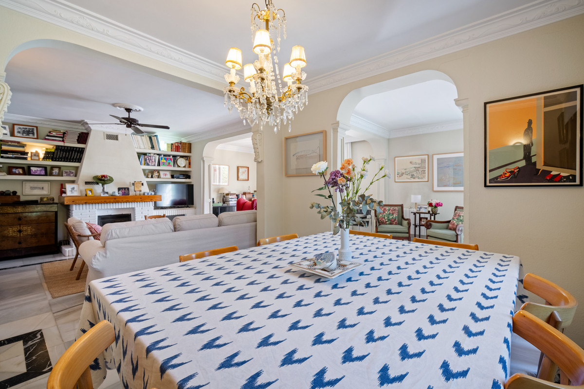 4 Bed Townhouse for sale in Marbella Costa Del Sol, Málaga, Spain