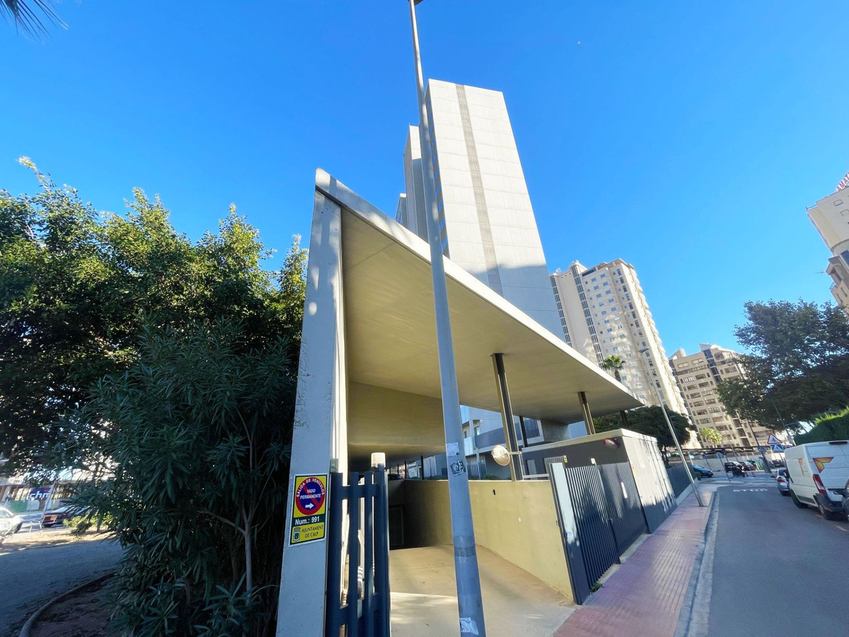 Se vende Apartamento Planta Media de 2 dormitorios en Costa Blanca, Alicante, España