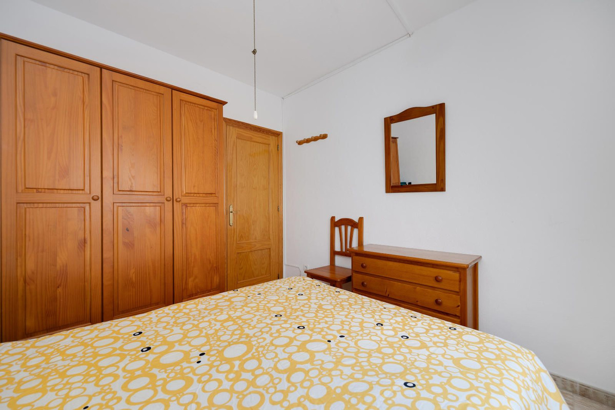 Se vende Apartamento Planta Media de 3 dormitorios en Costa Blanca, Alicante, España