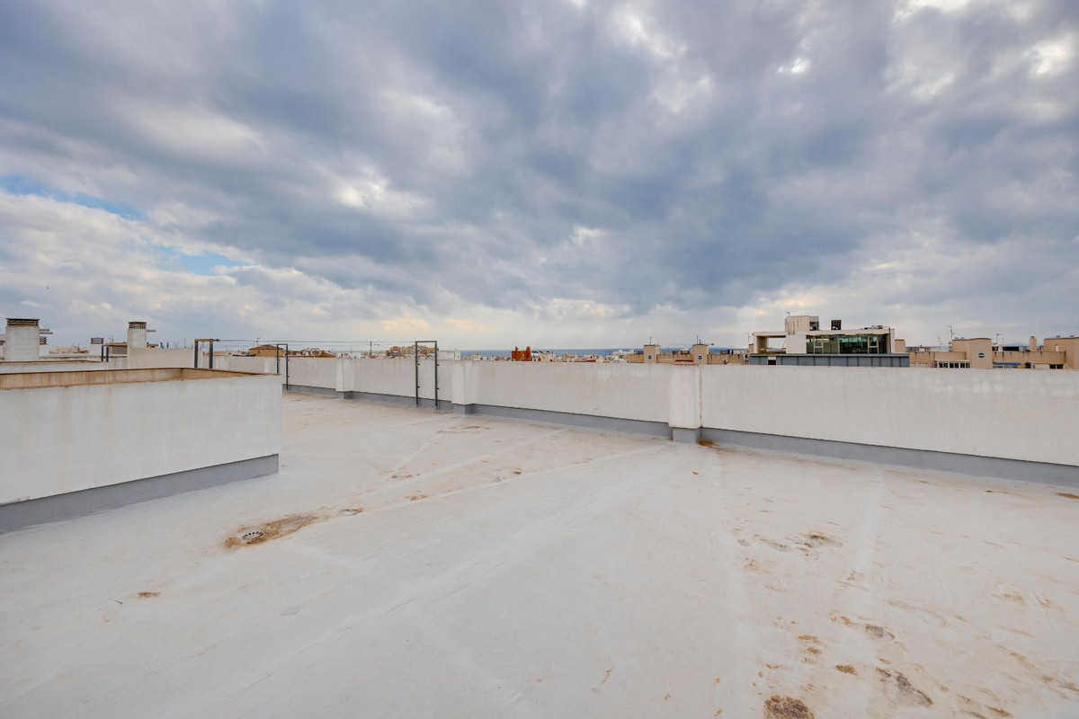 Se vende Apartamento Planta Media de 3 dormitorios en Costa Blanca, Alicante, España