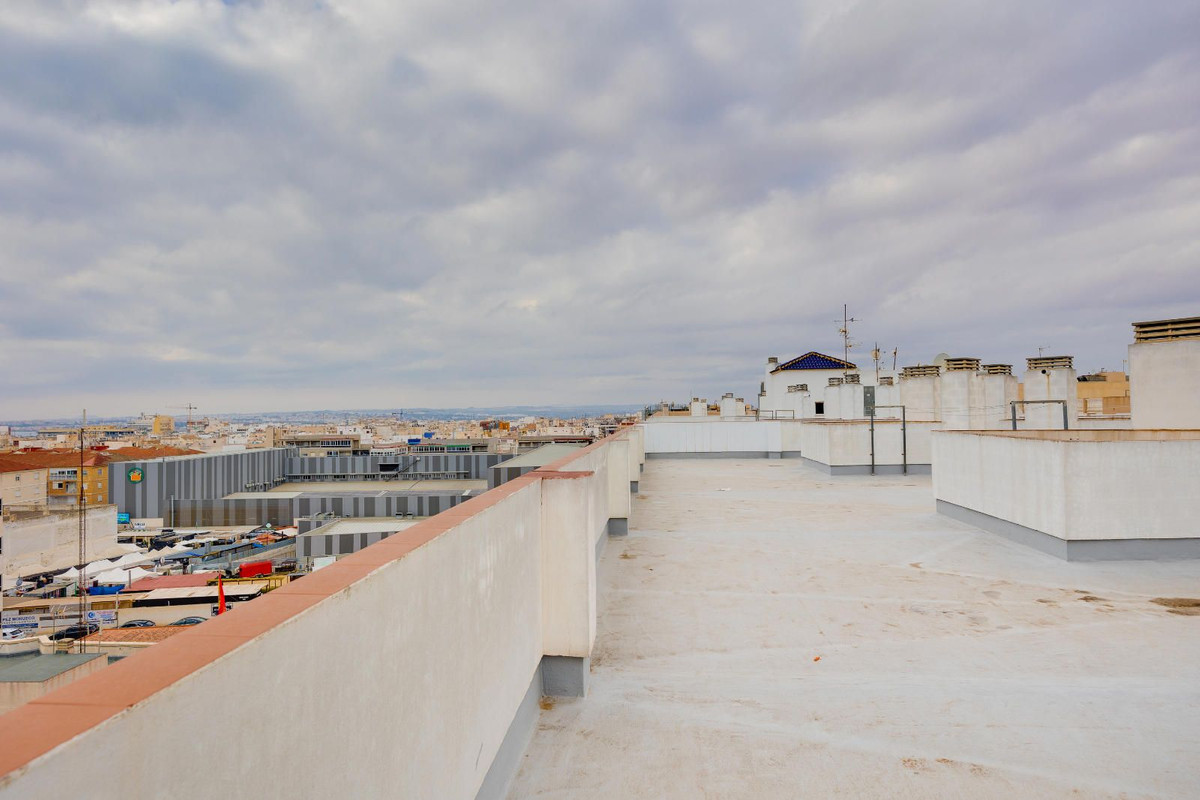 Se vende Apartamento Planta Media de 3 dormitorios en Costa Blanca, Alicante, España