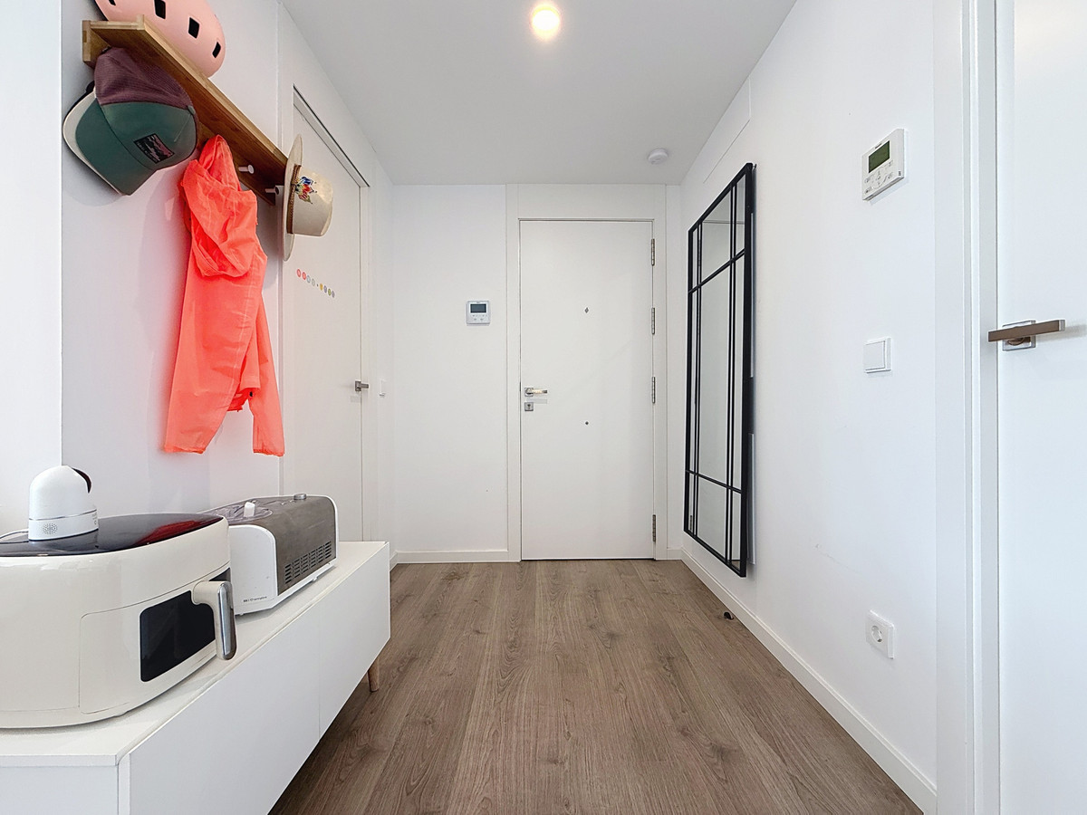 Se vende Apartamento Planta Media de 3 dormitorios en Costa Del Sol, Málaga, España
