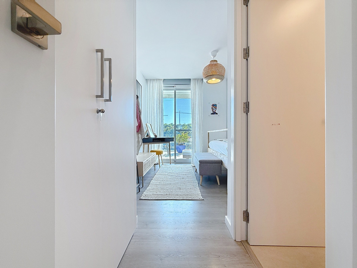 Se vende Apartamento Planta Media de 3 dormitorios en Costa Del Sol, Málaga, España