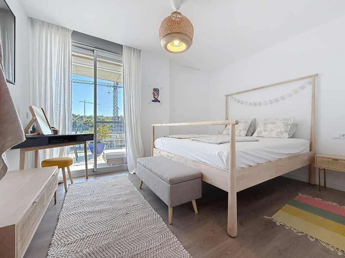 Se vende Apartamento Planta Media de 3 dormitorios en Costa Del Sol, Málaga, España