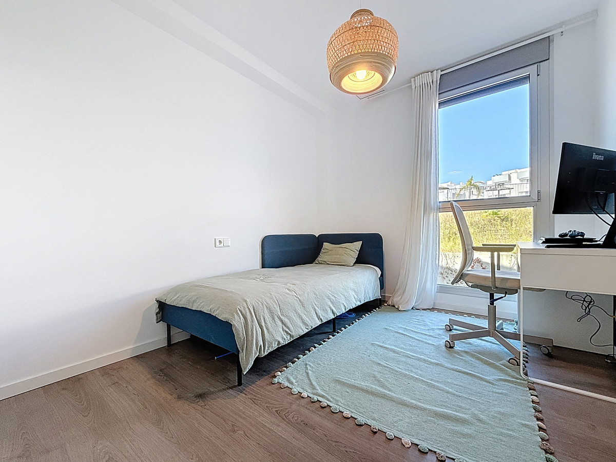 Se vende Apartamento Planta Media de 3 dormitorios en Costa Del Sol, Málaga, España