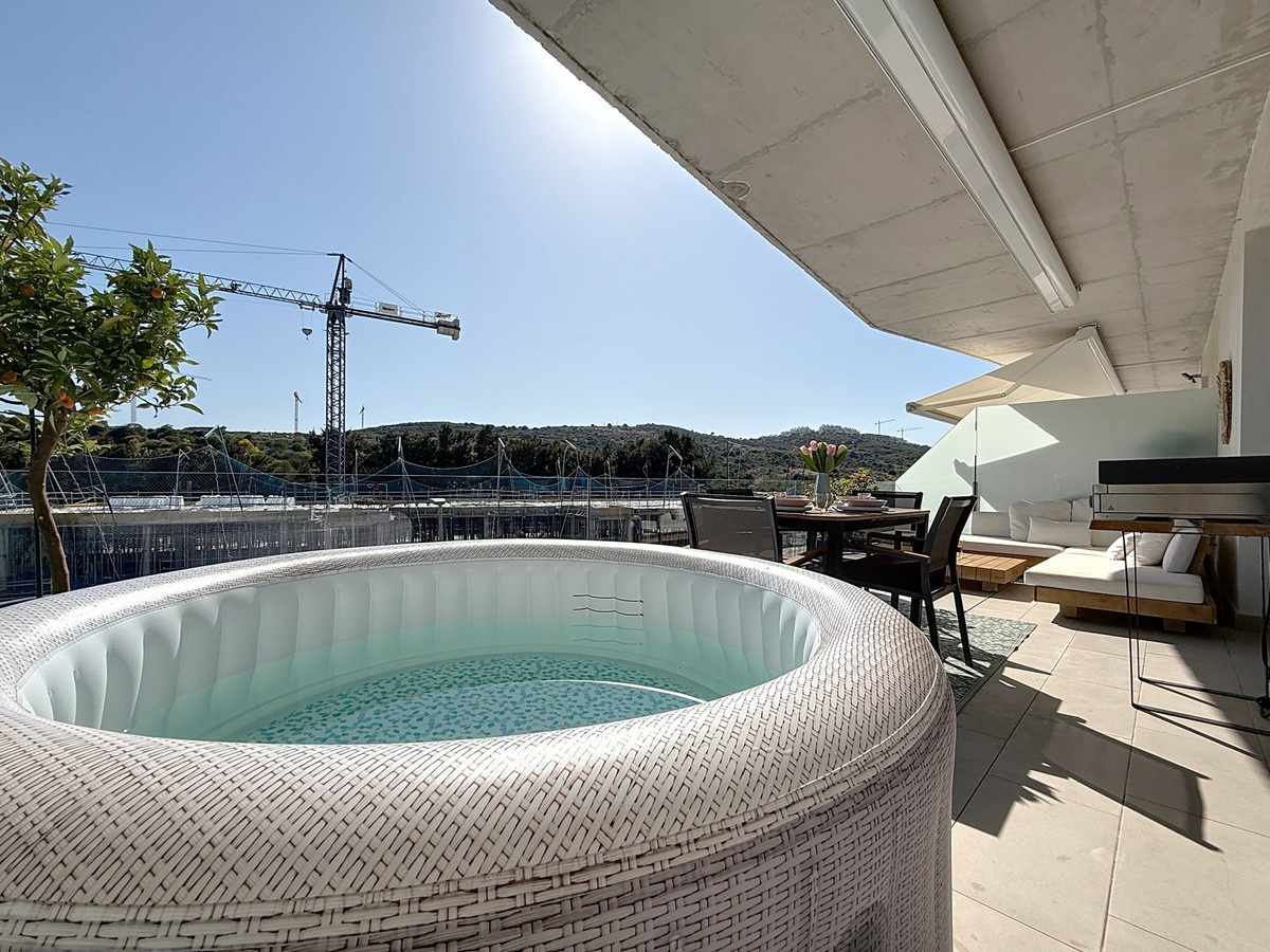 Se vende Apartamento Planta Media de 3 dormitorios en Costa Del Sol, Málaga, España