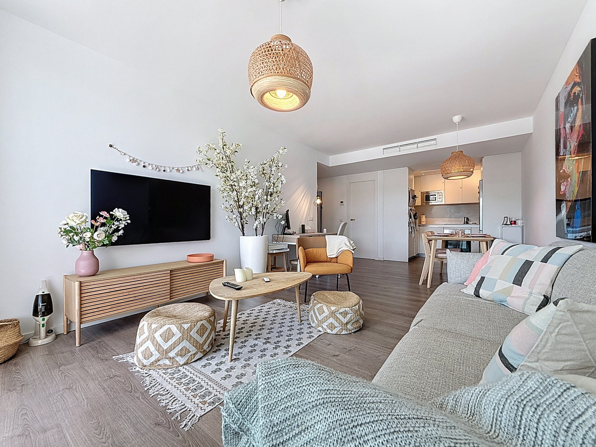 Se vende Apartamento Planta Media de 3 dormitorios en Costa Del Sol, Málaga, España