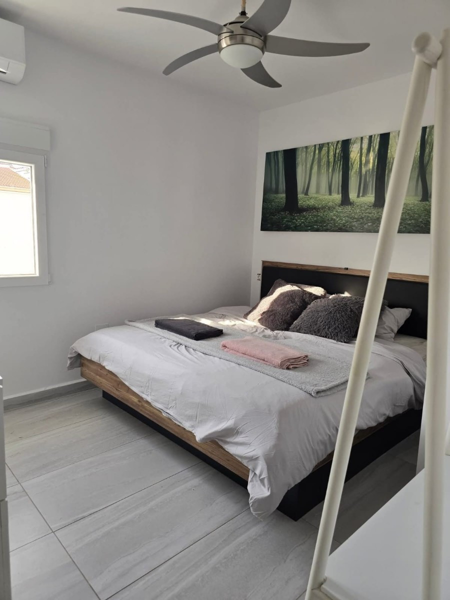 Se vende Villa - Chalet de 5 dormitorios en Costa Blanca, Alicante, España