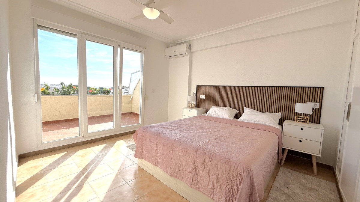 2 Bed Apartment for sale in Torrevieja Costa Blanca, Alicante, Spain