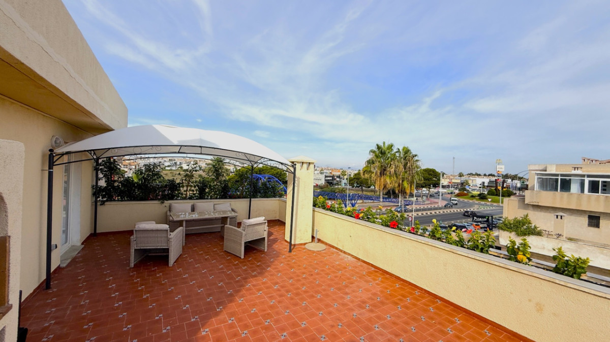 2 Bed Apartment for sale in Torrevieja Costa Blanca, Alicante, Spain