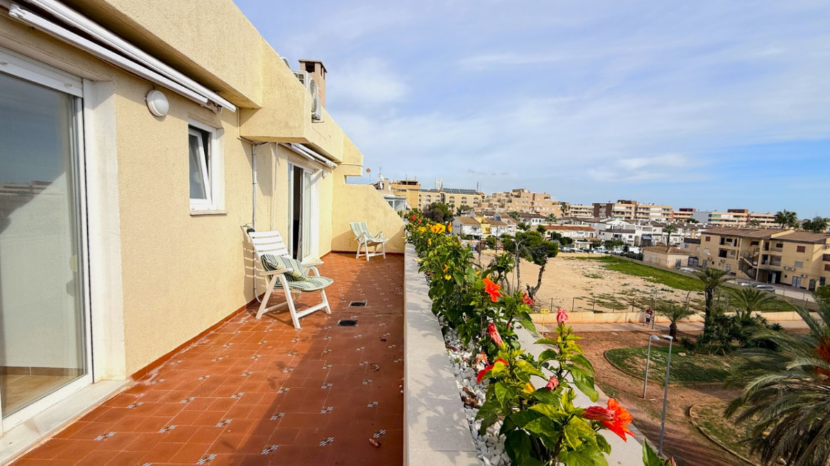 2 Bed Apartment for sale in Torrevieja Costa Blanca, Alicante, Spain