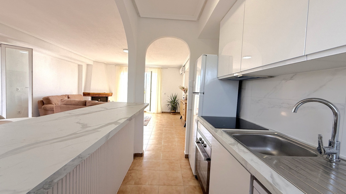 2 Bed Apartment for sale in Torrevieja Costa Blanca, Alicante, Spain