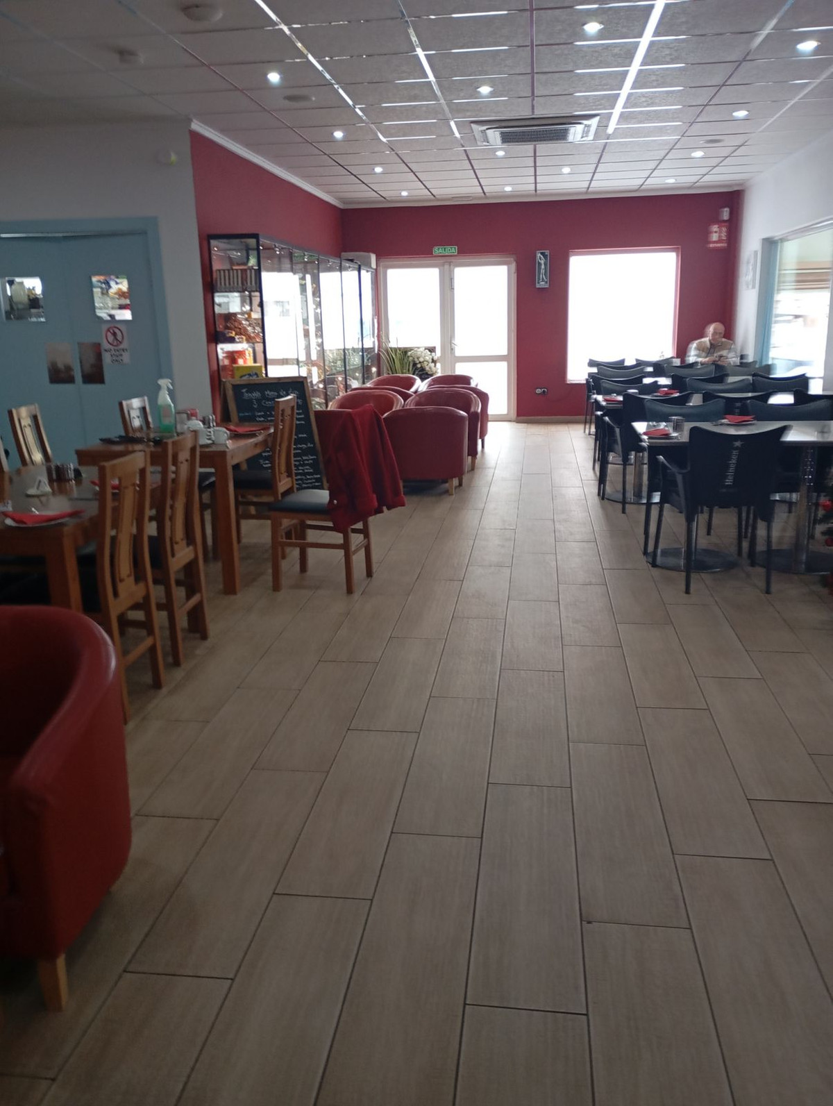 Commercial unit for sale in Algorfa Costa Blanca, Alicante, Spain