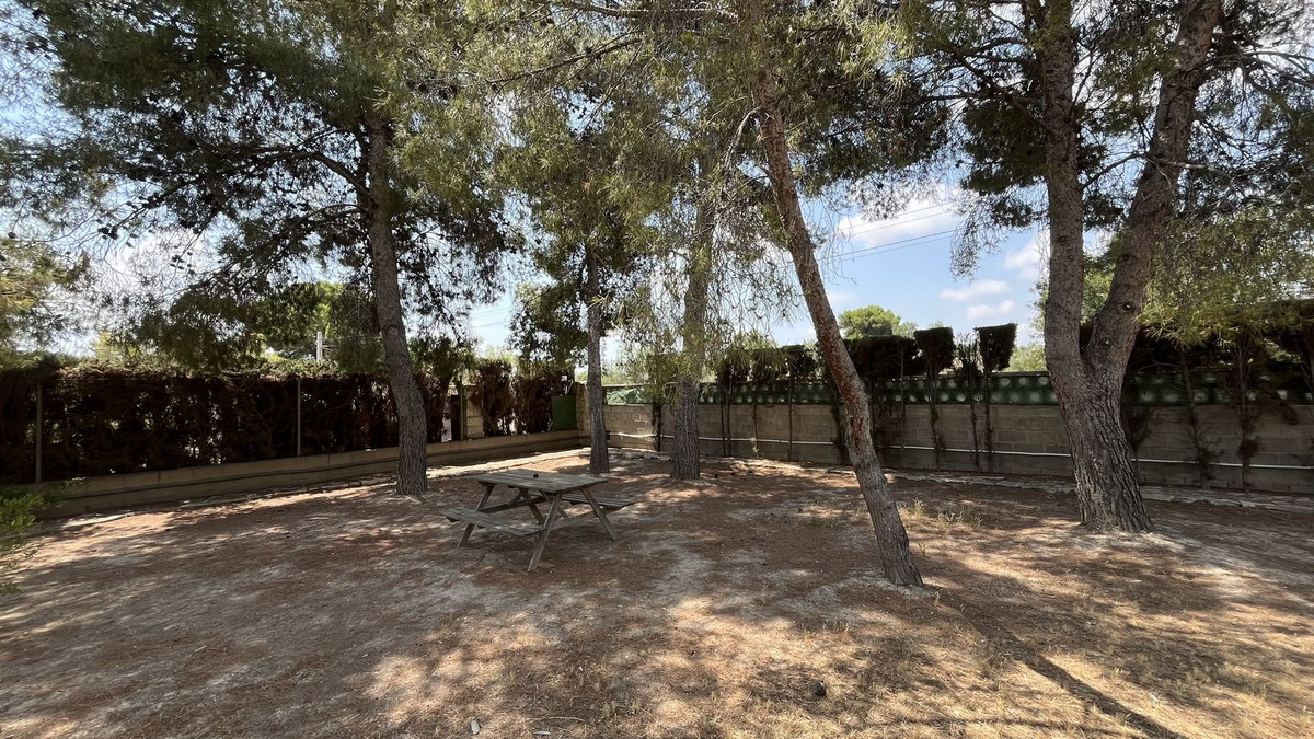 Se vende Villa - Chalet de 4 dormitorios en Costa Blanca, Alicante, España