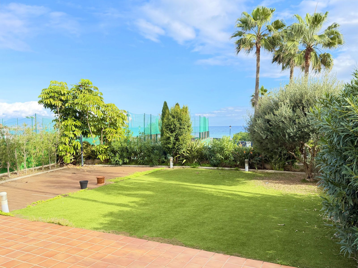 3 Bed Apartment for sale in San Luis De Sabinillas Costa Del Sol, Málaga, Spain