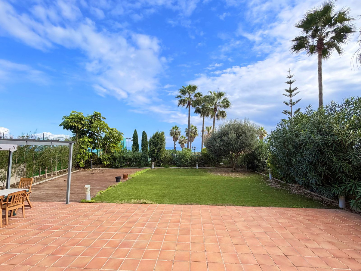 3 Bed Apartment for sale in San Luis De Sabinillas Costa Del Sol, Málaga, Spain