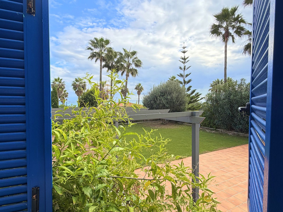 3 Bed Apartment for sale in San Luis De Sabinillas Costa Del Sol, Málaga, Spain