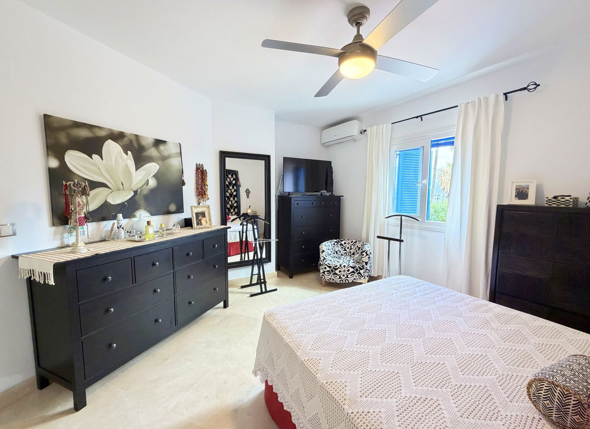 3 Bed Apartment for sale in San Luis De Sabinillas Costa Del Sol, Málaga, Spain