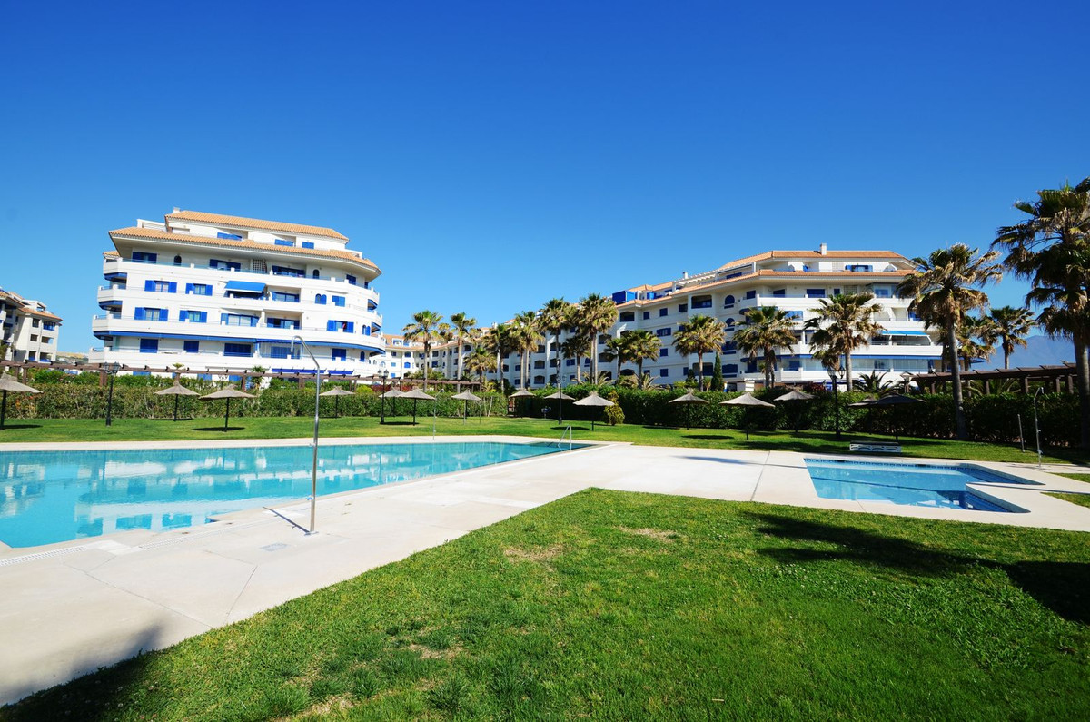 3 Bed Apartment for sale in San Luis De Sabinillas Costa Del Sol, Málaga, Spain