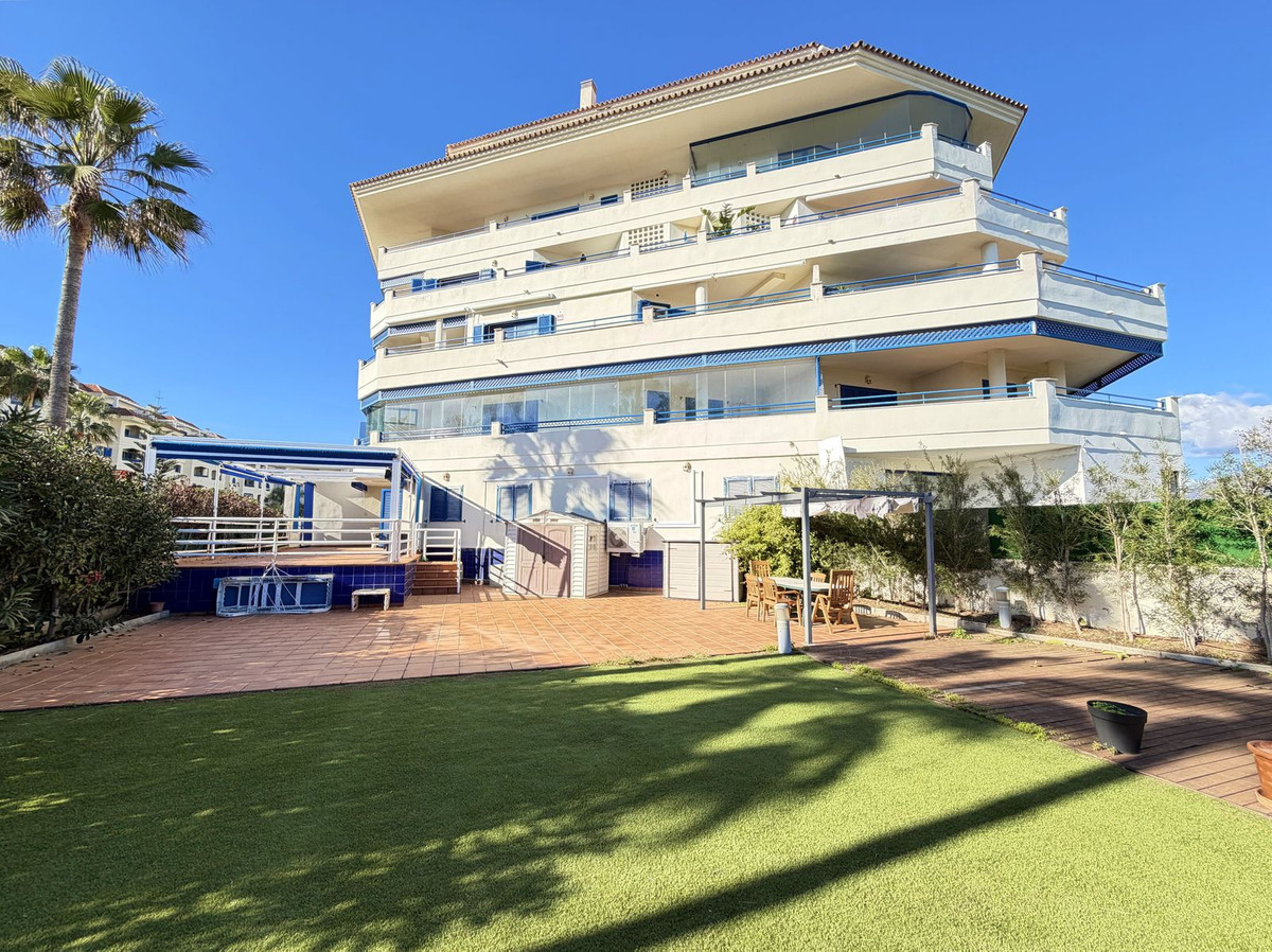 3 Bed Apartment for sale in San Luis De Sabinillas Costa Del Sol, Málaga, Spain