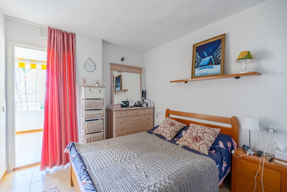 2 Bed Apartment for sale in Atalaya Costa Del Sol, Málaga, Spain