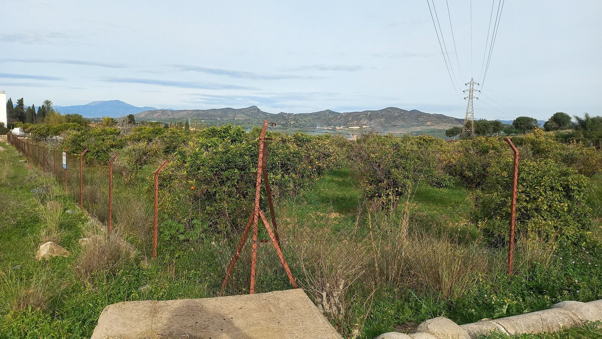 Se vende Terreno Rustico  en Costa Del Sol, Málaga, España
