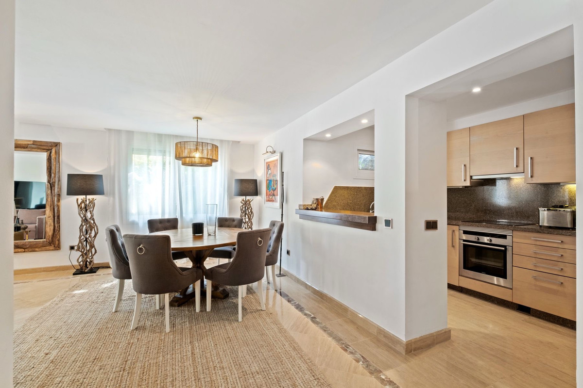 1 Bed Apartment for sale in Marbella Costa Del Sol, Málaga, Spain