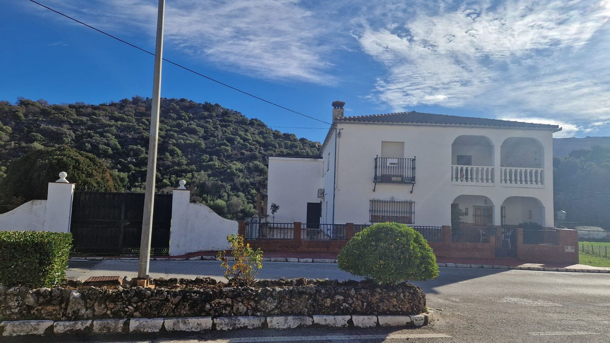 Se vende Villa - Chalet de 5 dormitorios en Costa Del Sol, Málaga, España