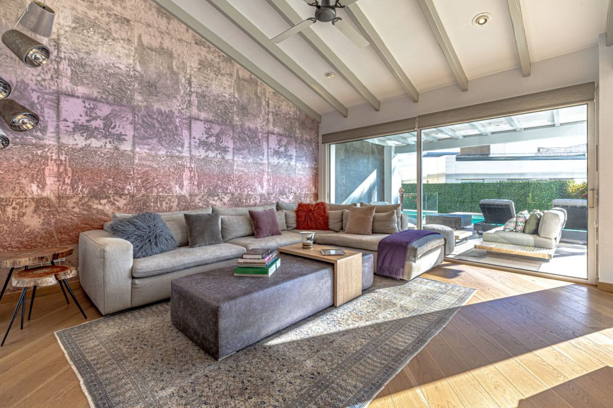 Se vende Villa - Chalet de 5 dormitorios en Costa Del Sol, Málaga, España
