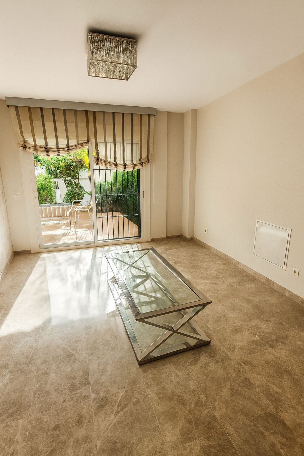 2 Bed Apartment for sale in Nueva Andalucía Costa Del Sol, Málaga, Spain