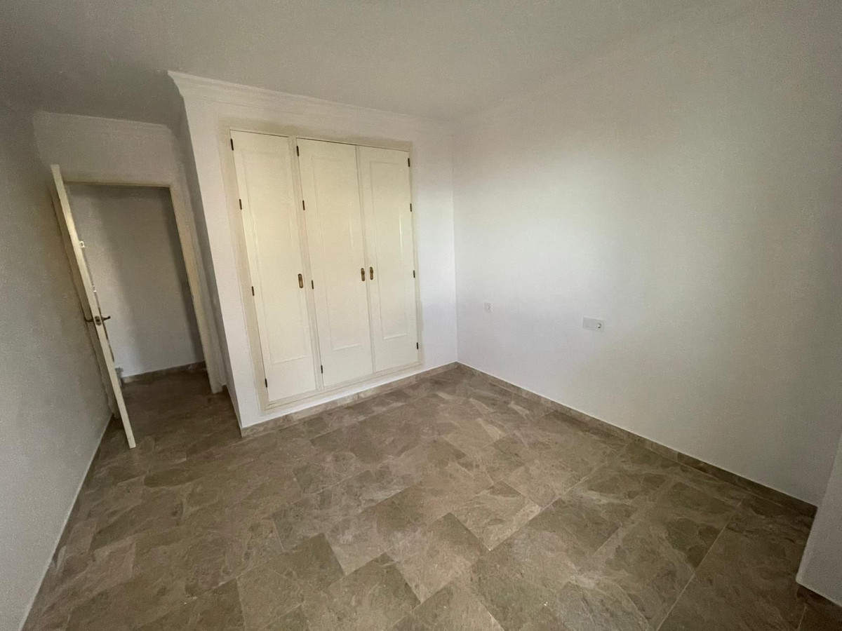 4 Bed Townhouse for sale in Casares Costa Del Sol, Málaga, Spain