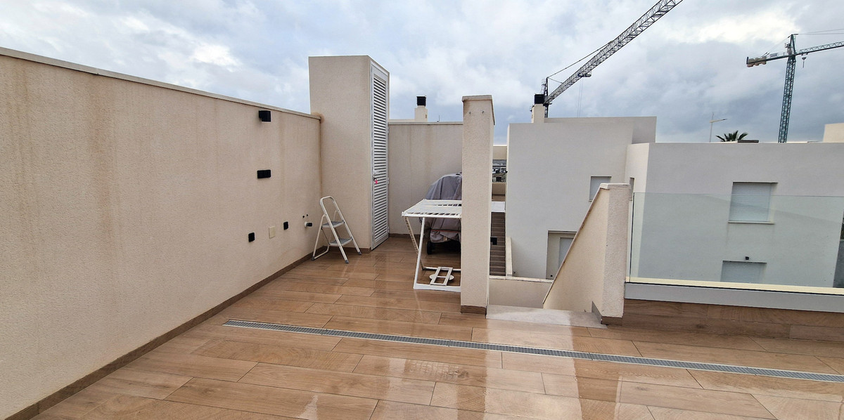 Se vende Bungalow de 3 dormitorios en Costa Blanca, Alicante, España