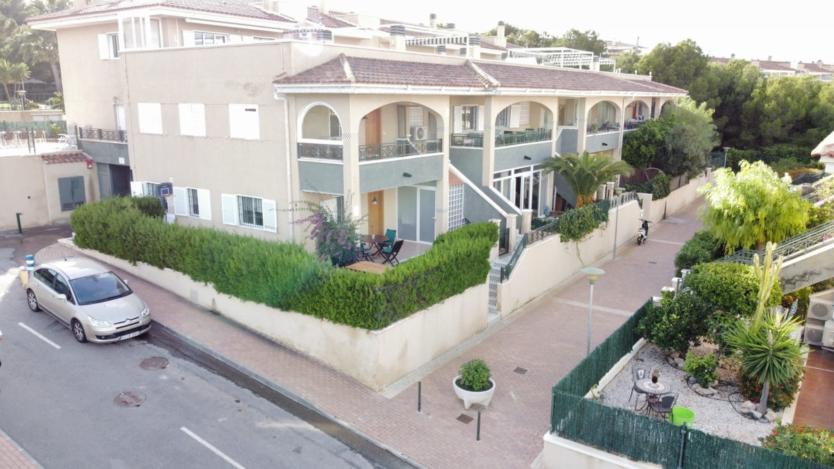 2 Bed Apartment for sale in Gran Alacant Costa Blanca, Alicante, Spain