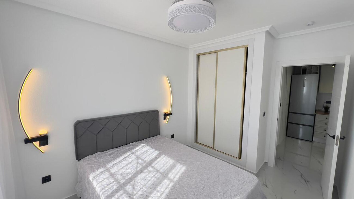 1 Bed Apartment for sale in Orihuela Costa Costa Blanca, Alicante, Spain