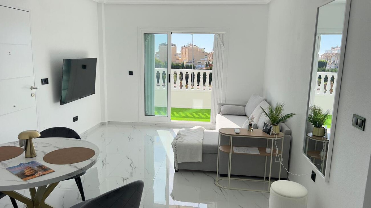 1 Bed Apartment for sale in Orihuela Costa Costa Blanca, Alicante, Spain