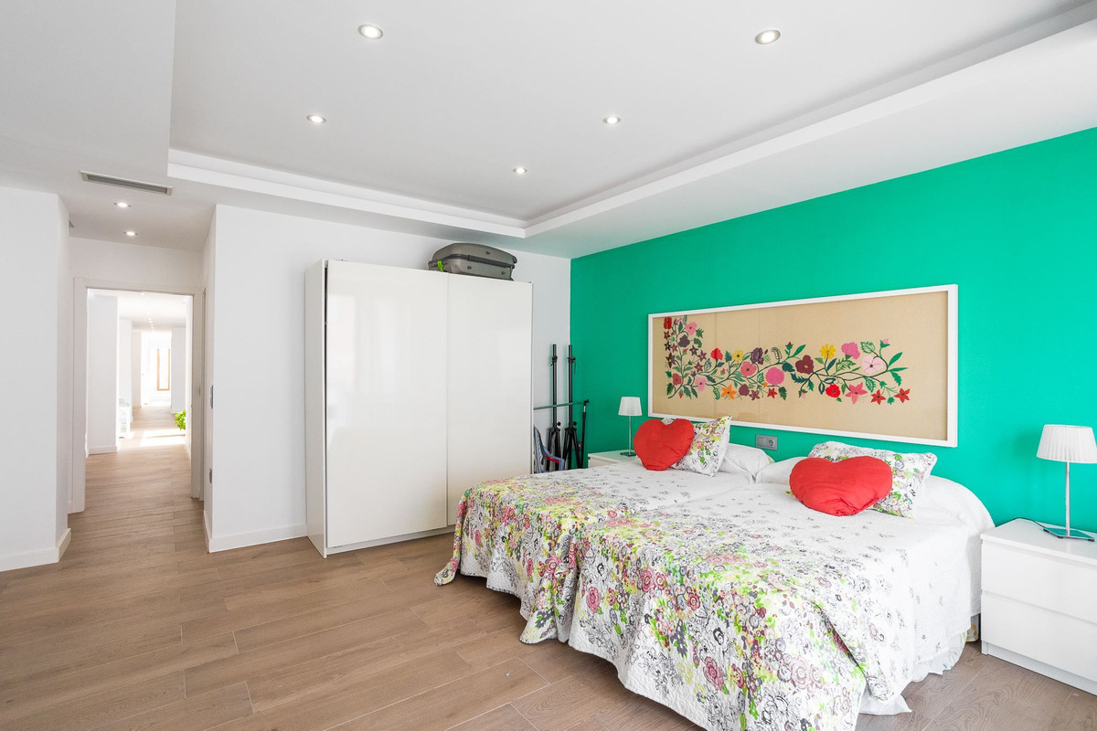 Se vende Villa - Chalet de 7 dormitorios en Costa Calida, Murcia, España