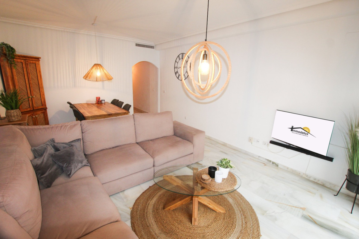 Se vende Apartamento Planta Media de 2 dormitorios en Costa Blanca, Alicante, España