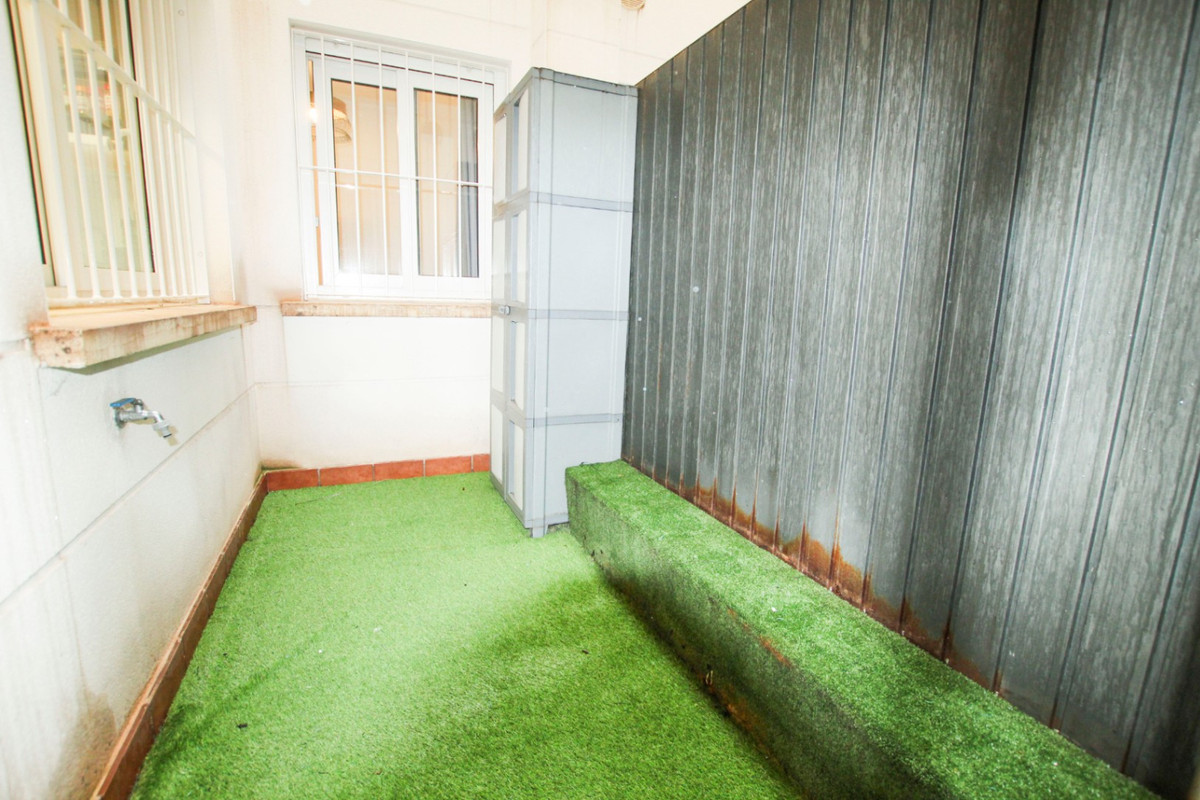 Se vende Apartamento Planta Media de 2 dormitorios en Costa Blanca, Alicante, España